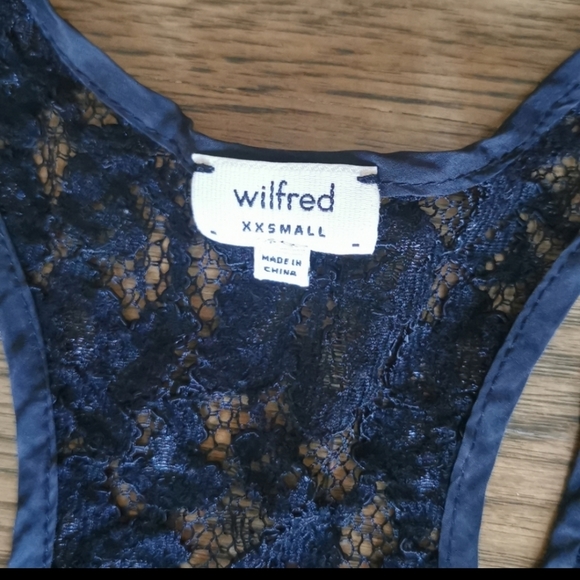 Aritzia Wilfred Black Silk Lace Tank Top XXS - Picture 4 of 6